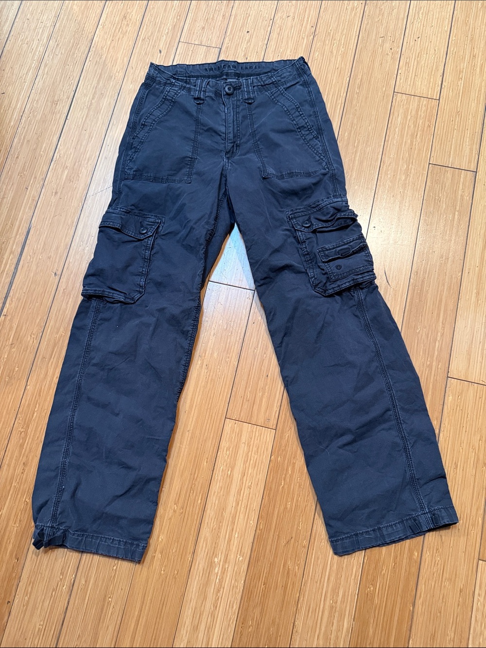 American Eagle Outfitters Straight-Leg Cargo Pants in Black, Size 2 short.